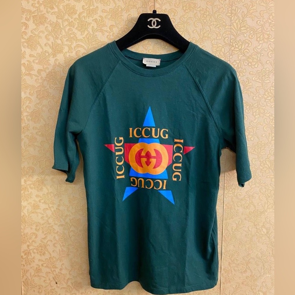 ** SOLD** GUCCI LOGO T-SHIRT